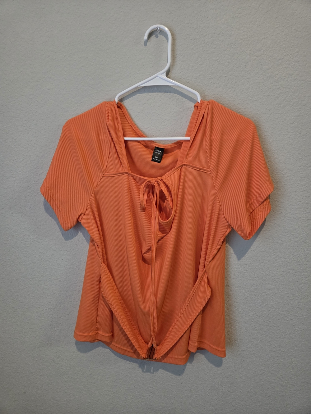 SHEIN Coral Orange Short Sleeve Tie-Front Active Top